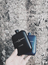 Load image into Gallery viewer, 黑魂版酒壺￼￼ JTHK Hip Flask
